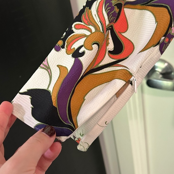 Reiss Annie Retro Print Blouse - Picture 9 of 9